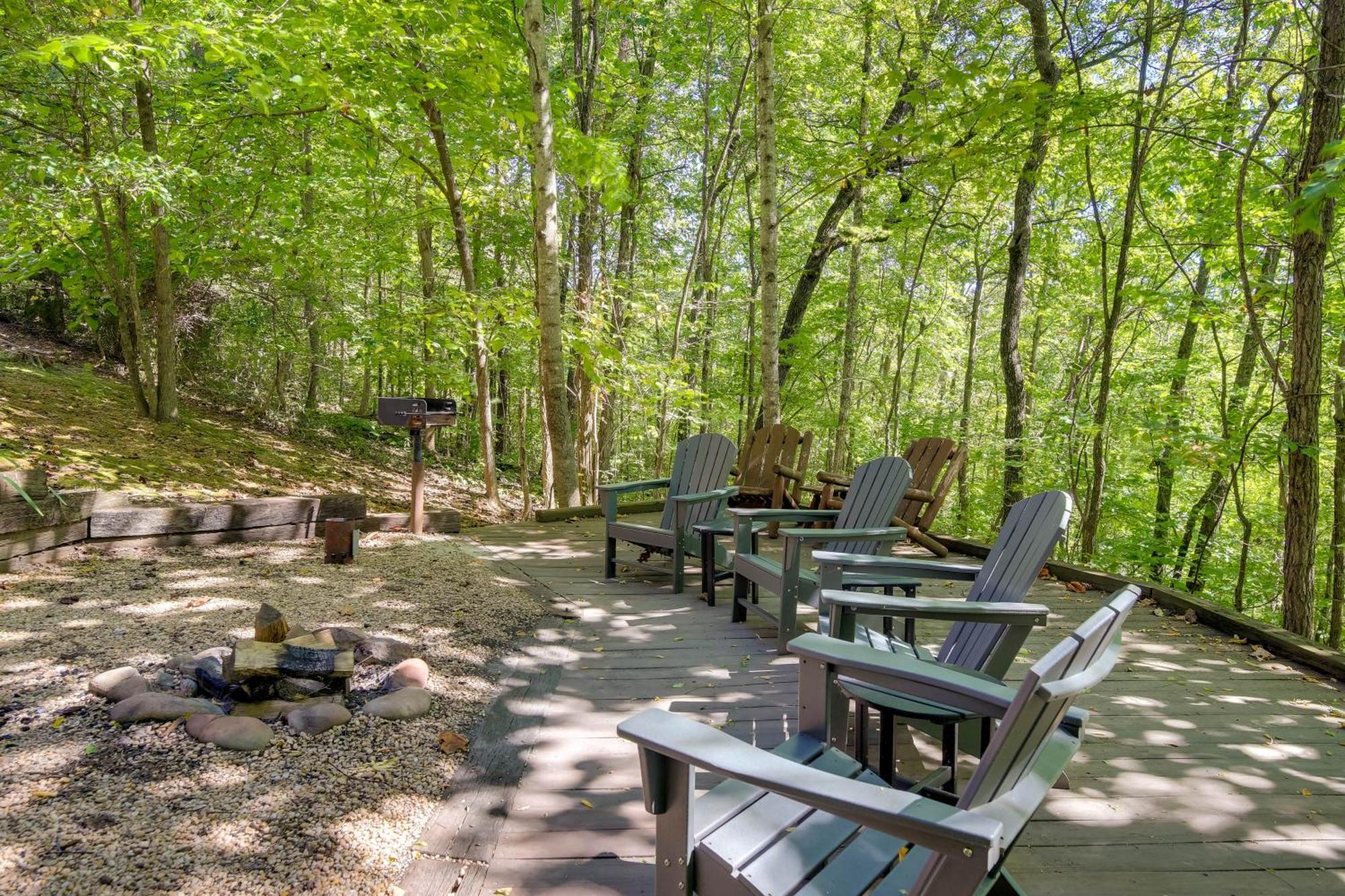 סביירוויל Secluded And Wooded Wears Valley Cabin With Fire Pit! מראה חיצוני תמונה
