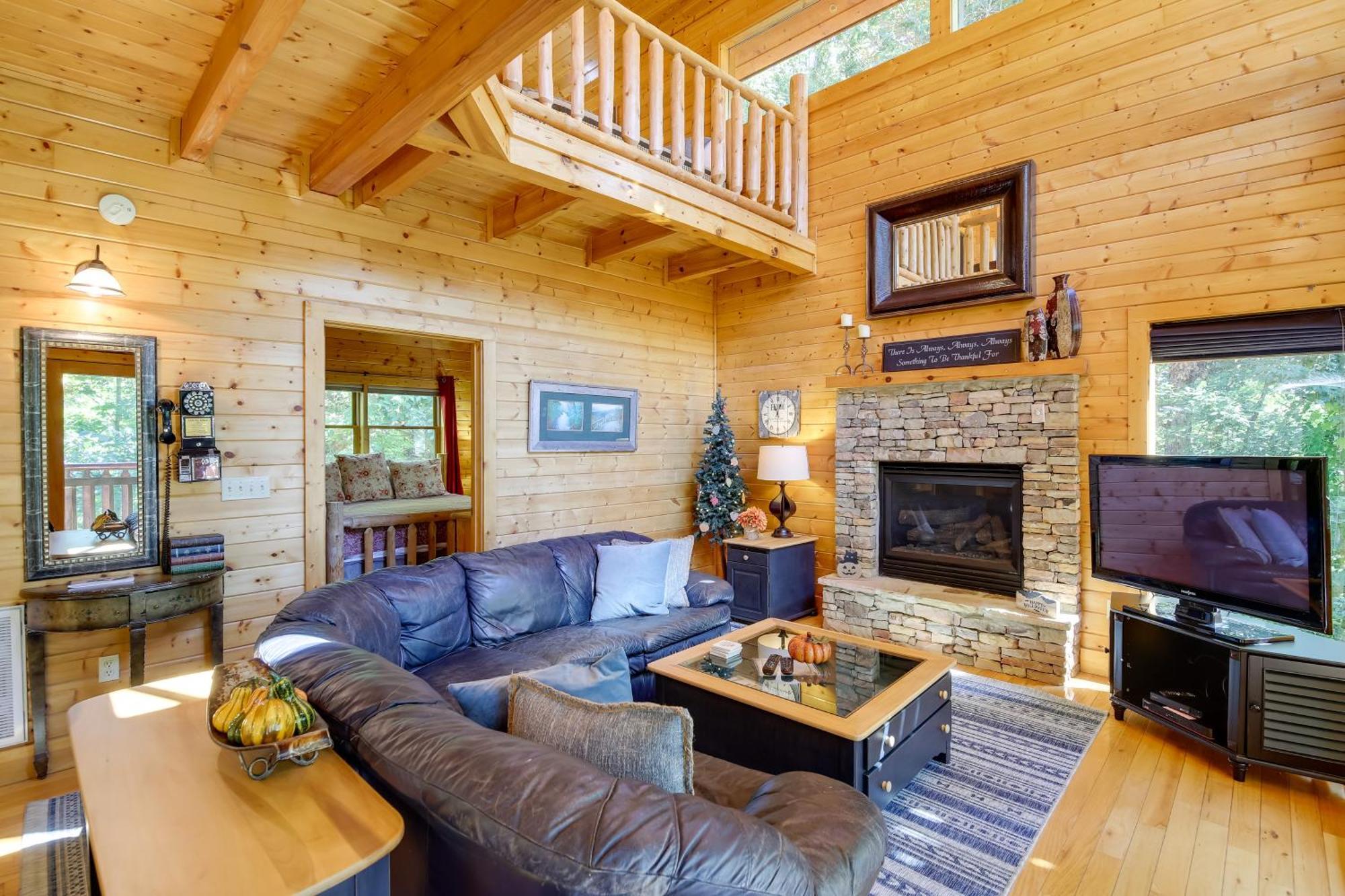 סביירוויל Secluded And Wooded Wears Valley Cabin With Fire Pit! מראה חיצוני תמונה